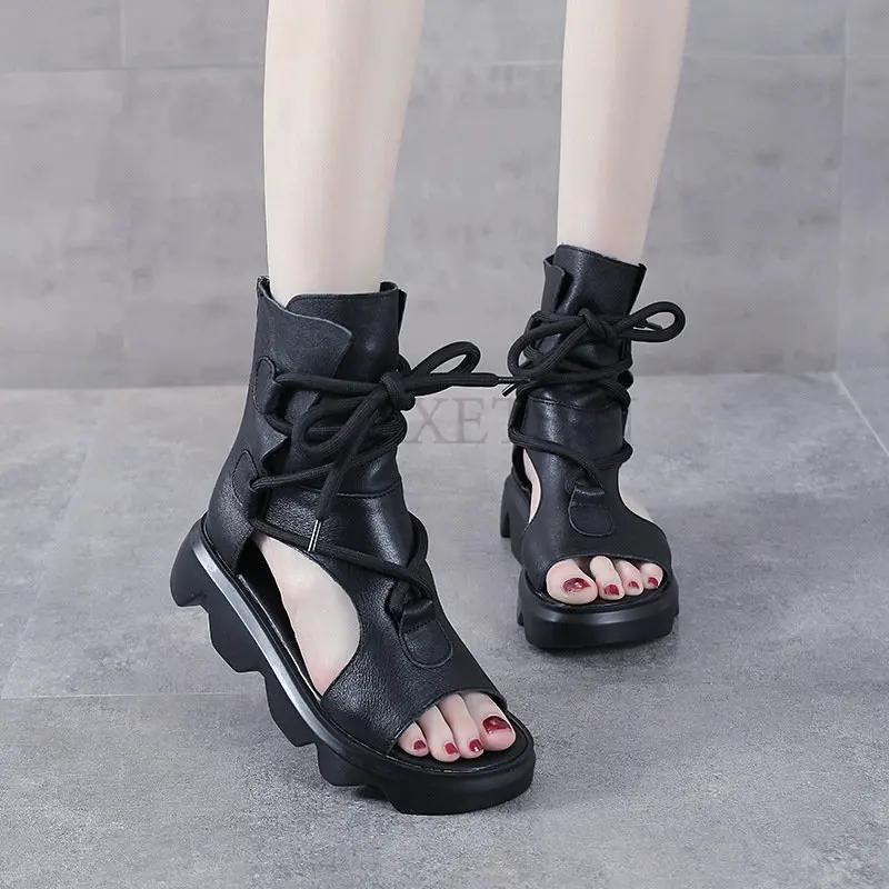 Модные летние прохладные сапоги женские из натуральной кожи на танкетке с каблуком-платформой ботильоны женские сандалии с открытым носком ретро