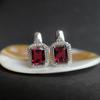 Серебряные серьги с искусственным гранатом nano, фианитами (60002310)
