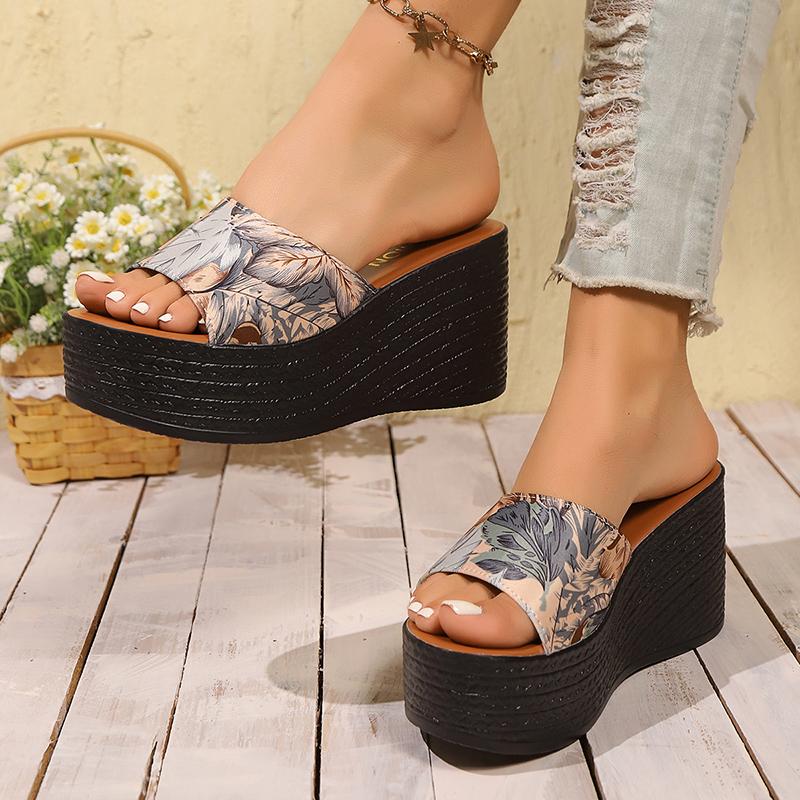 Модные женские тапочки с принтом на платформе, летние пляжные босоножки на танкетке, женские нескользящие шлепанцы с толстой подошвой, большие размеры