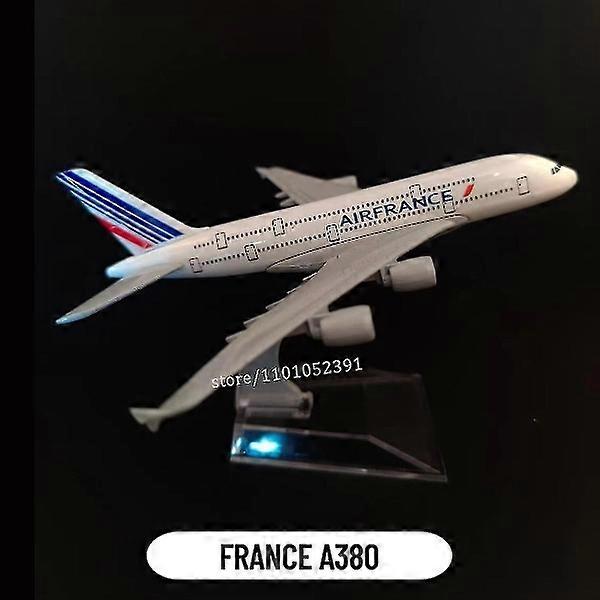 1:400 Scale Metal Airplane Replica Dhl Boeing 757 Airplane Diecast Model Airplane Home Office Miniature Toys for Kids - Perfet 106.Swiss B747