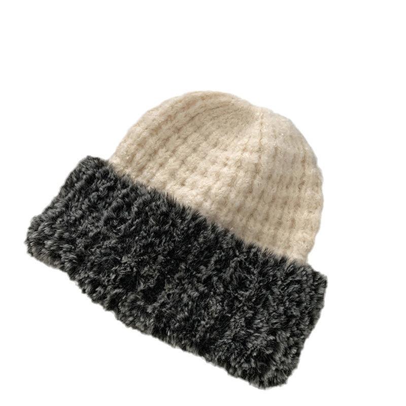 Шерстяная шапка женская сезонная утепленная теплая маленькая универсальная плюшевая шерстяная рыбацкая шапка