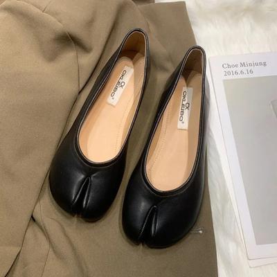 Новые женские туфли-таби Модные туфли-лодочки Повседневная обувь без застежек Мягкая кожаная подошва Плоские туфли Удобные туфли с раздвоенным носком Женские ретро-лоферы