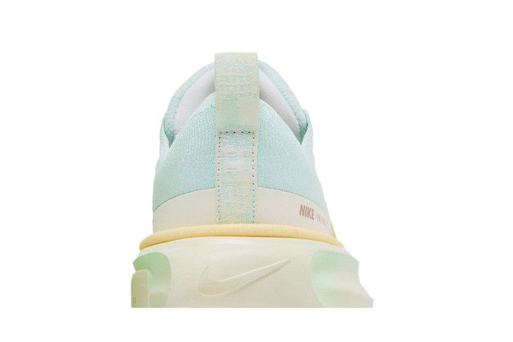 Nike ZoomX Invincible Run 3 Едва Зеленый Фиолетовый Туман (Женский)