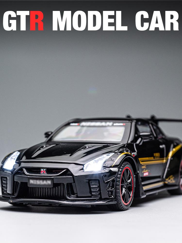 APU1  1/32 Nissan Skyline GTR R35 Nismo GT3 Racing Toy Car Model For Children RMZ CiTY Diecast Alloy Miniature Sound Light Collection