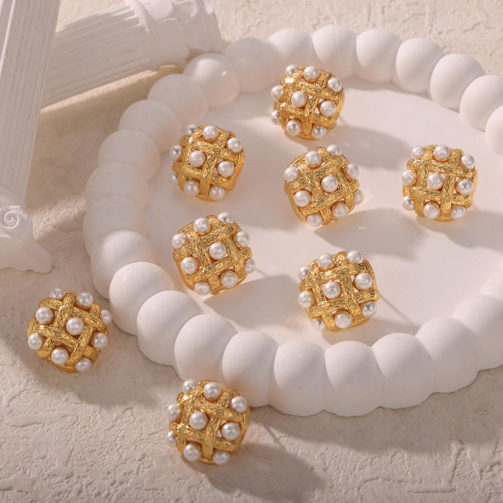 Средневековый стиль ретро мода темперамент серьги плетеные полые блестящие серьги из бисера медные позолоченные изысканные высококачественные серьги