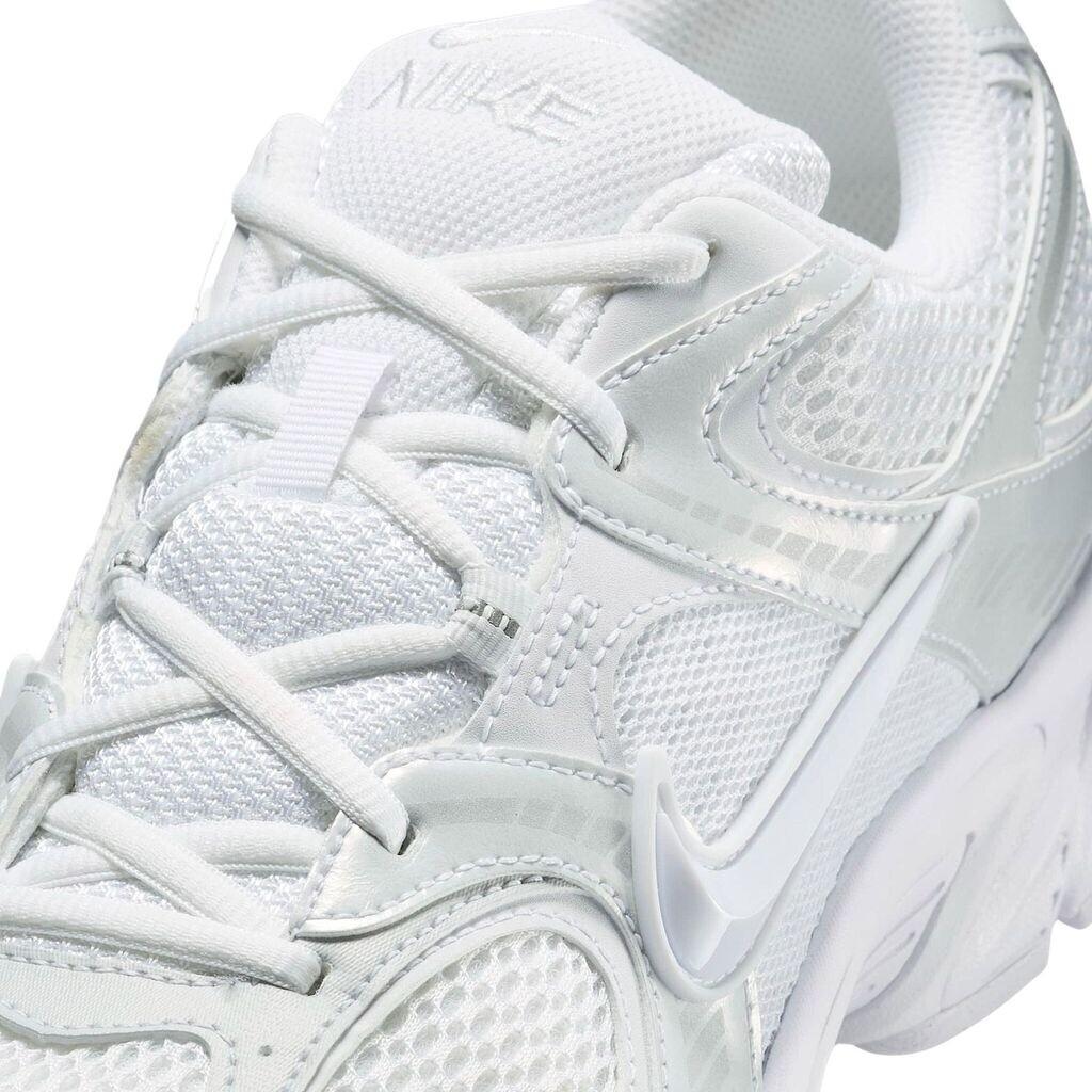 Кроссовки Nike V5 RNR white/black/metallic silver/white