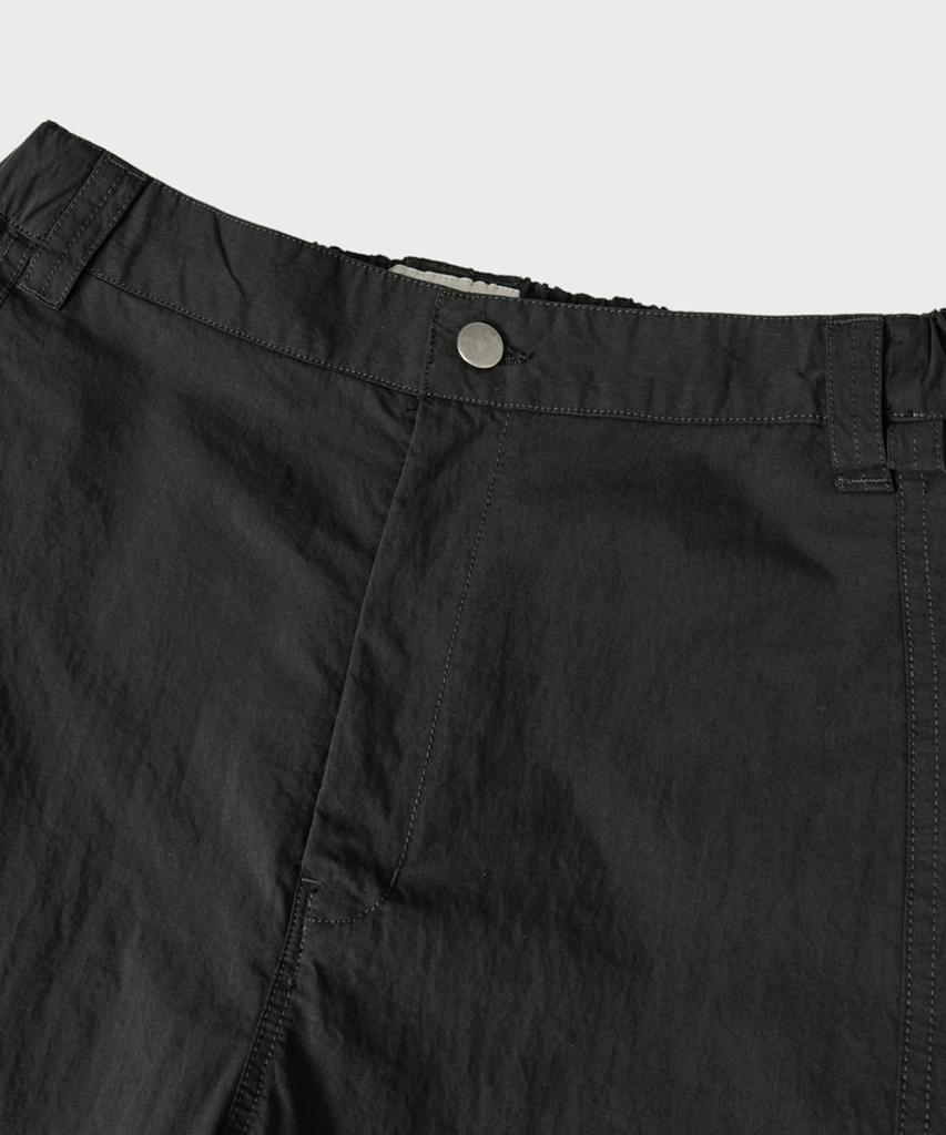 HOOVES Wide Straight Cargo Pants [Black]
