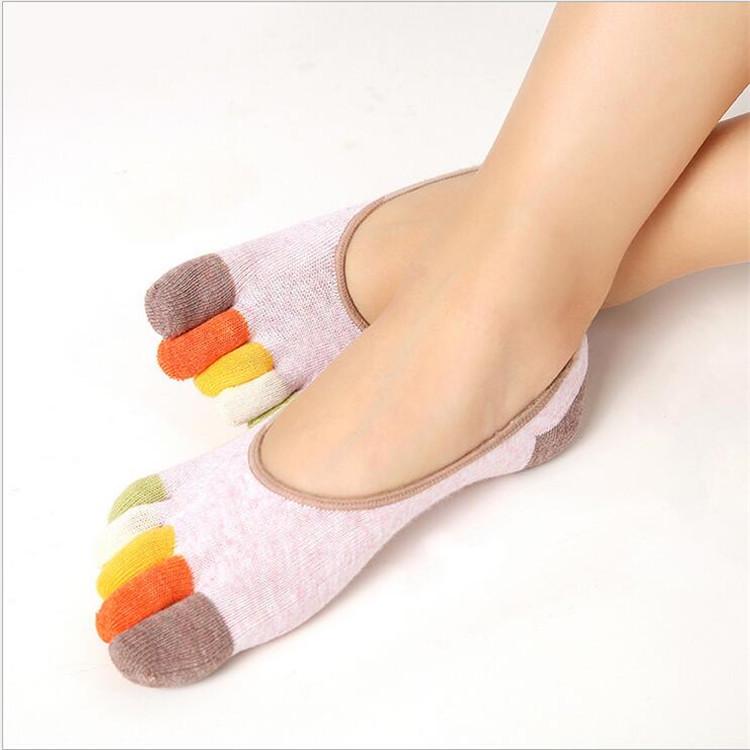 Women's Non-Slip Five-Toe Cotton Boat Socks - Invisible, Shallow Mouth Style for Spring and Summer