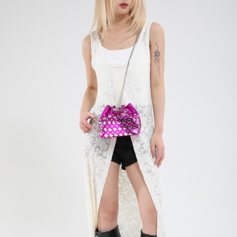 Trend Drawstring Bucket Bag Bag Женская сумка через плечо с заклепками Высококачественная универсальная сумка-мессенджер