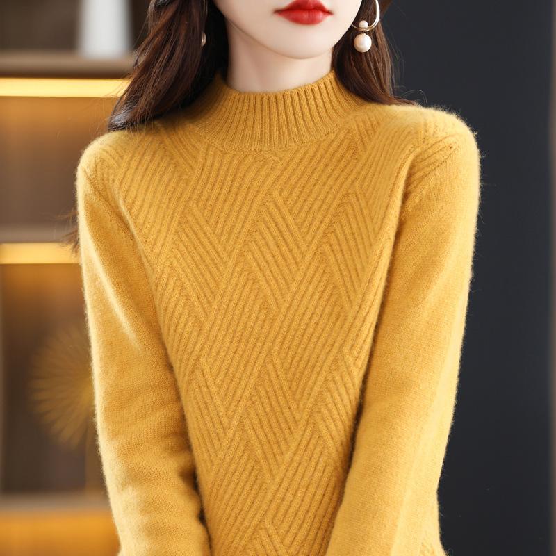 Autumn and Winter New Women's Semi-turtleneck Knitted Bottoming Shirt Pullover Warm Versatile Thickened Sweater Long Sleeves