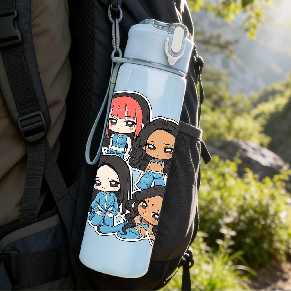 1PC Five Girl Friend Squad 750ml Color Plastic Sports Water Bottle Leakproof Flip Straw Lid Suitable for Sports Office Home Use