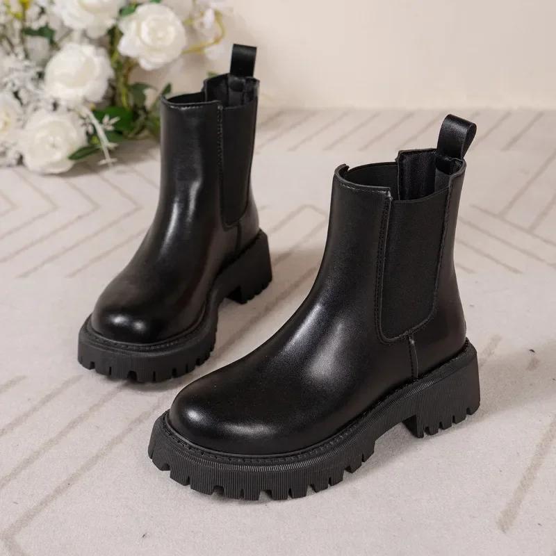 2024 Высококачественная обувь Женские ботинки на молнии Осень-зима Круглый носок Твердые короткие бочонки на низком каблуке Большие размеры Челси