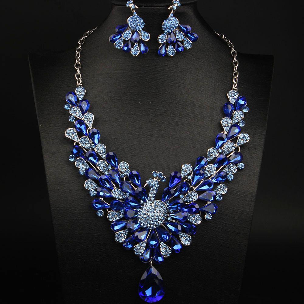 New 7-color Full Diamond Super Flash Peacock Necklace Earrings Set Femininity Banquet Dress with Accessories 2026