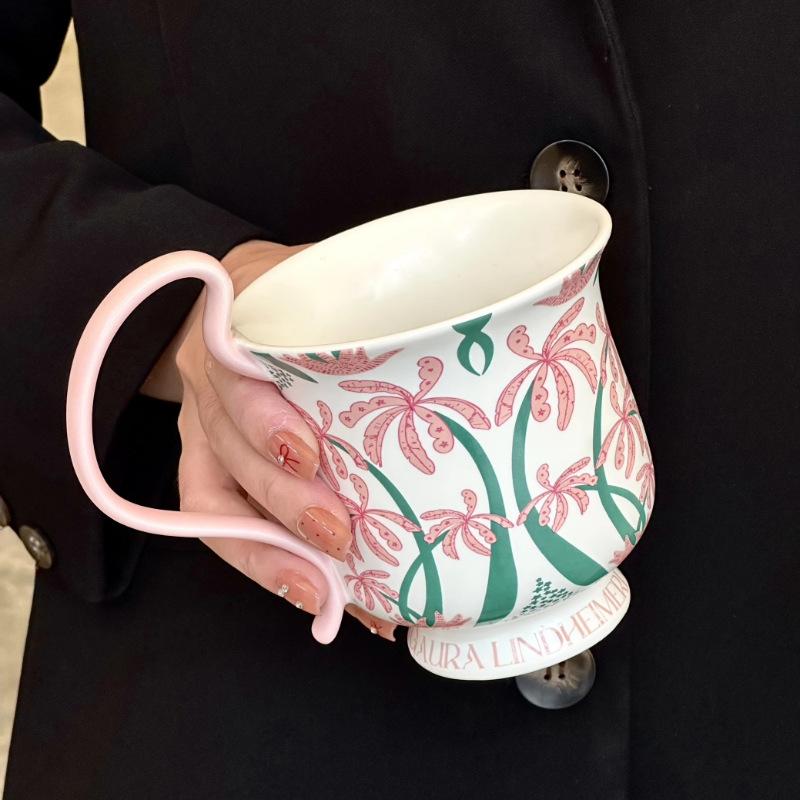 Керамические кружки премиум-класса с цветочным узором, бутылки для воды, ретро кофейные чашки, чашки для латте большой вместимости в качестве сувениров и подарков