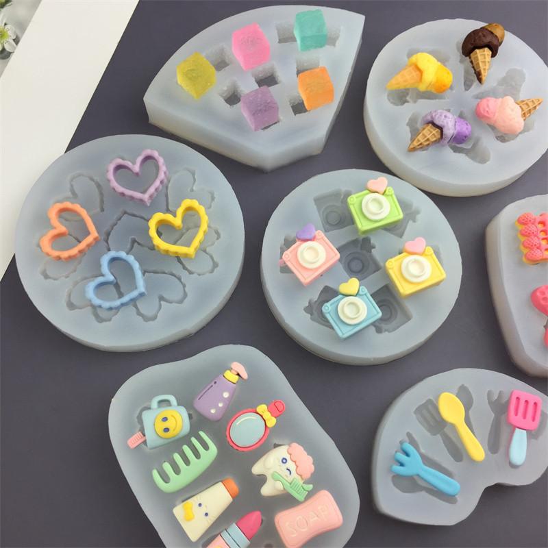 Heart-Shaped Chocolate & Strawberry Ice Cream Cake Silicone Mold