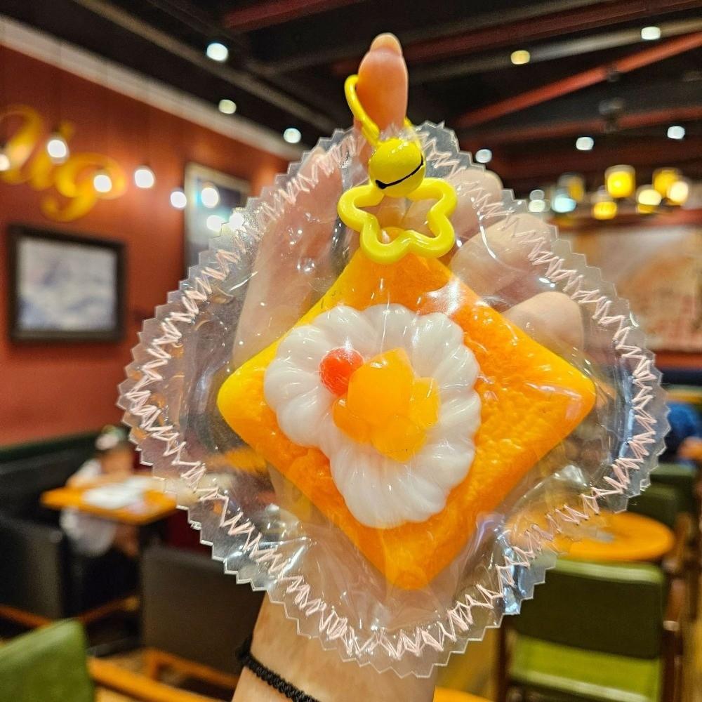 Super Soft Hamburger Squeeze Toy Keychain Quick Rebound Hand Stitched Pendant  Office