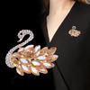 Elegant Swan Brooch for Fashionable Women Sparkling Rhinestones Animal Shape Pin Elegant Jewelry Clothing Accessory