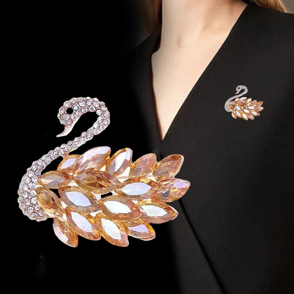 Elegant Swan Brooch for Fashionable Women Sparkling Rhinestones Animal Shape Pin Elegant Jewelry Clothing Accessory