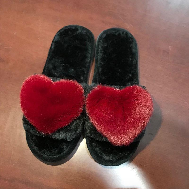 1 пара плюшевых тапочек на плоской подошве для спальни, домашние тапочки с сердечками, теплая зимняя женская обувь, милые