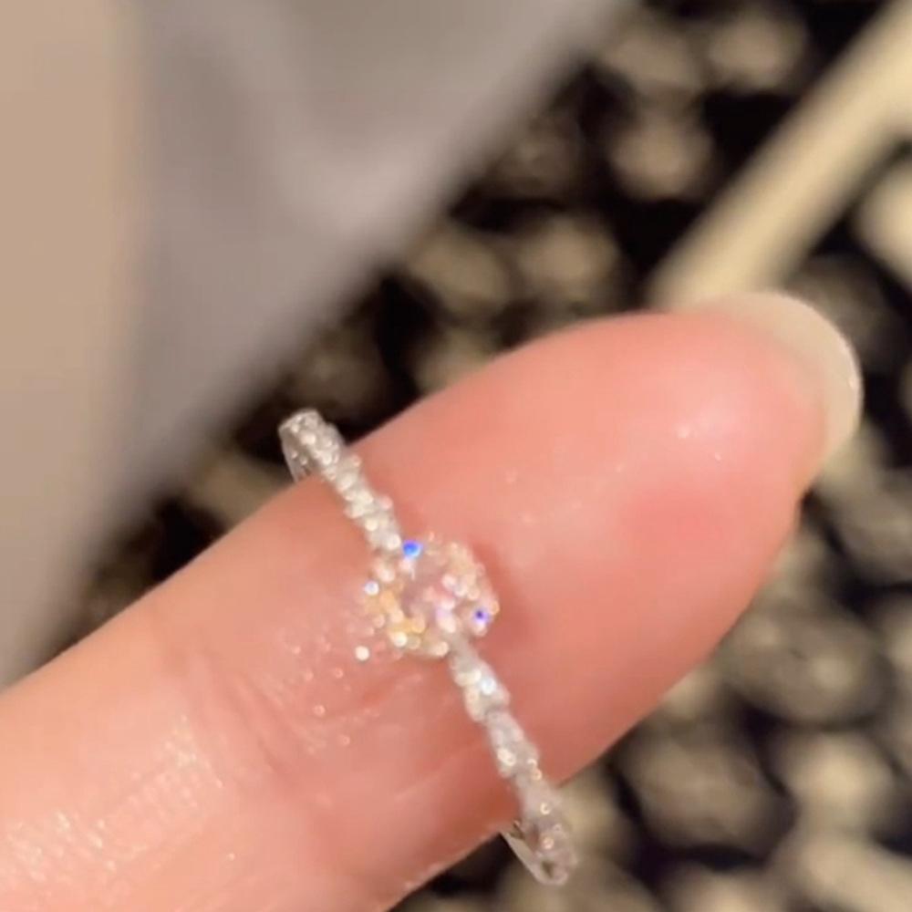 Женское кольцо на указательный палец класса люкс из стерлингового серебра 925 пробы с неправильной формы драгоценным камнем - Не тускнеющее, регулируемое, с легким нишевым дизайном.