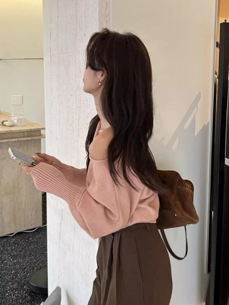 Женский сексуальный мягкий восковой свитер с открытыми плечами, осенний корейский модный новый однотонный повседневный пуловер серо-черного цвета, одежда