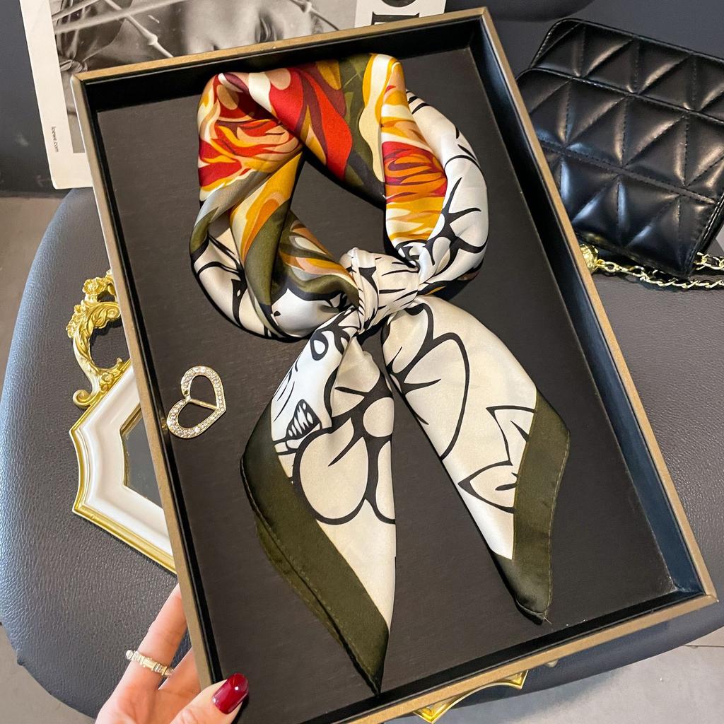 Luxury New Women's Silk Satin Hair Scarves Fashion Square Flower Printed Headscarf 70cm Professional Designer Scarf Headband