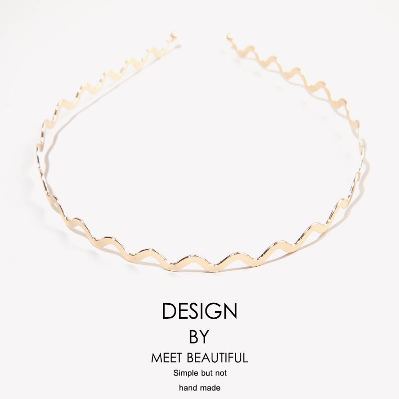 Волнистая Блестящая Металлическая Цветная Повязка на Голову Летняя Новая Модная Повязка для Волос для Женщин Девушек Женская Шикарная Супер Тонкая Блестящая Повязка на Голову Аксессуары для Волос