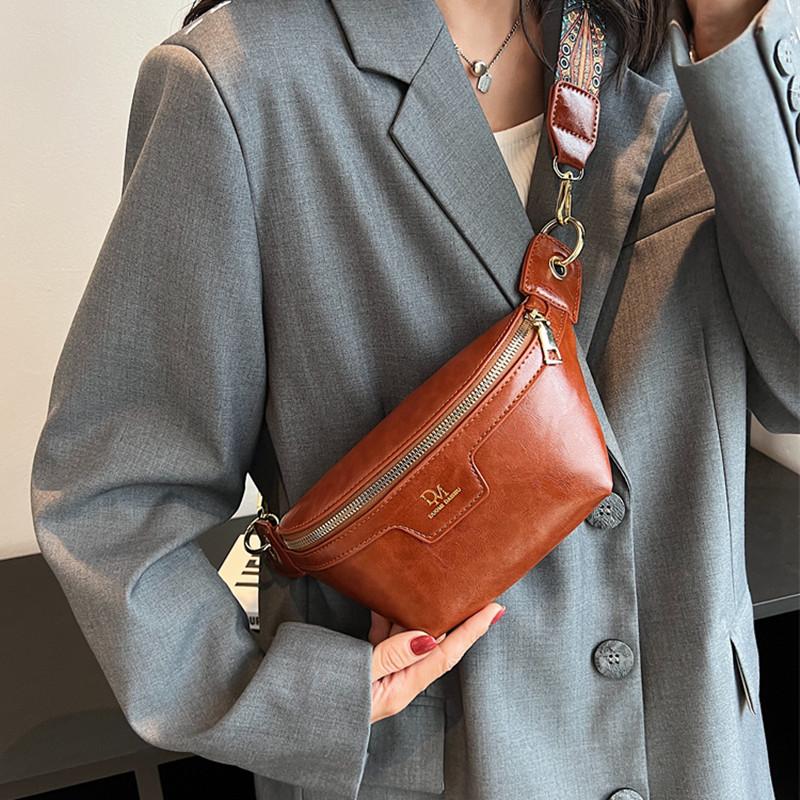 Monochromatic Leather Chest Bag for Women Crossbody Bags Belt Bags Luxury Bags Women's Fashion