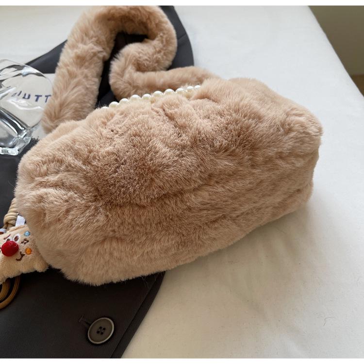 Korean Style Plush Shoulder Bag with Pearl Accents - Cute Autumn/Winter Crossbody