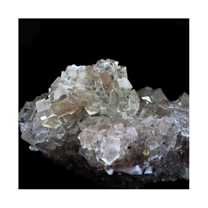 Pierres et Minéraux. Fluorite. 552.4 ct. Maraval mine, Var, France. Rare.