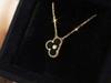 V Gold Four-Leaf Clover Necklace: 18K Gold-Plated, White Mother-of-Pearl & Rose Gold Pendant, Elegant Women's Accessory.