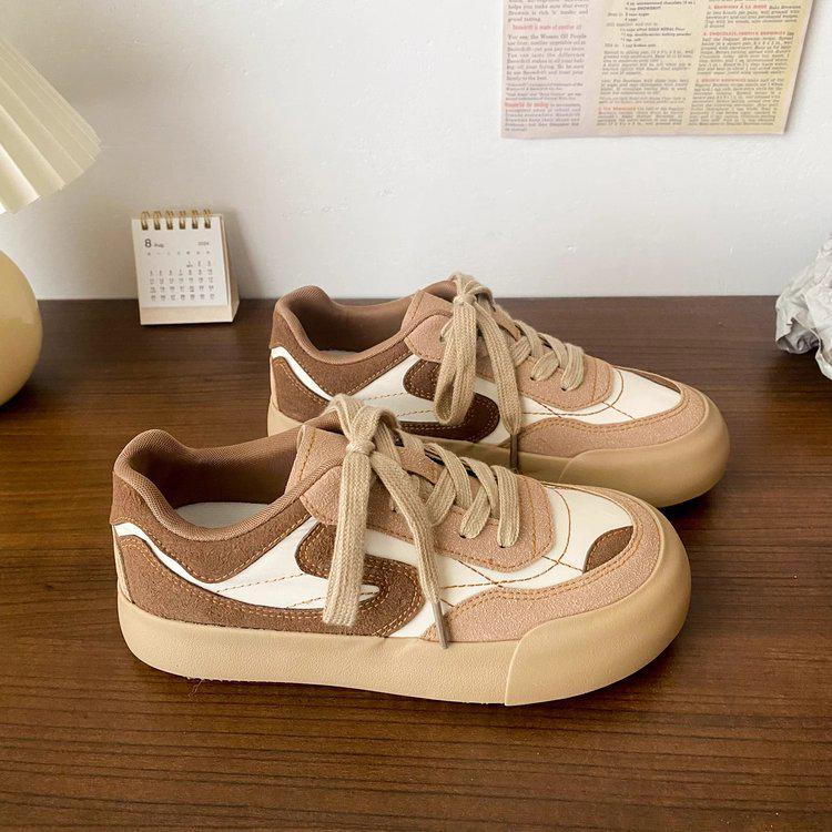 Женские ретро красные кроссовки на толстой подошве, Весна 2025, Шикарный гонконгский стиль, Немецкие тренировочные туфли с круглым носком