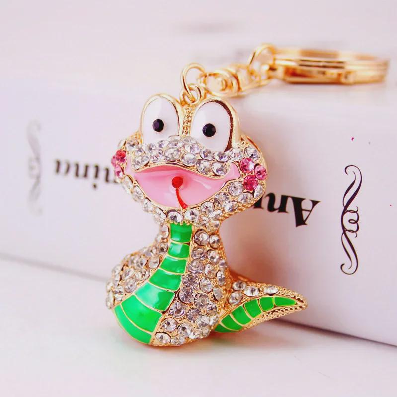 Очаровательный брелок со змеей и стразами - милый мультяшный кулон в виде металлического животного в подарок