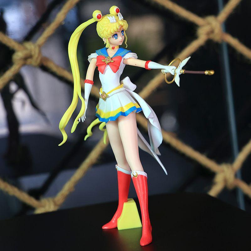 24cm Eternal Sailor Moon Figures Anime Tsukino Usagi Action Figure Eternal Tiare PVC Cake Ornaments Collection Model Toys Gifts