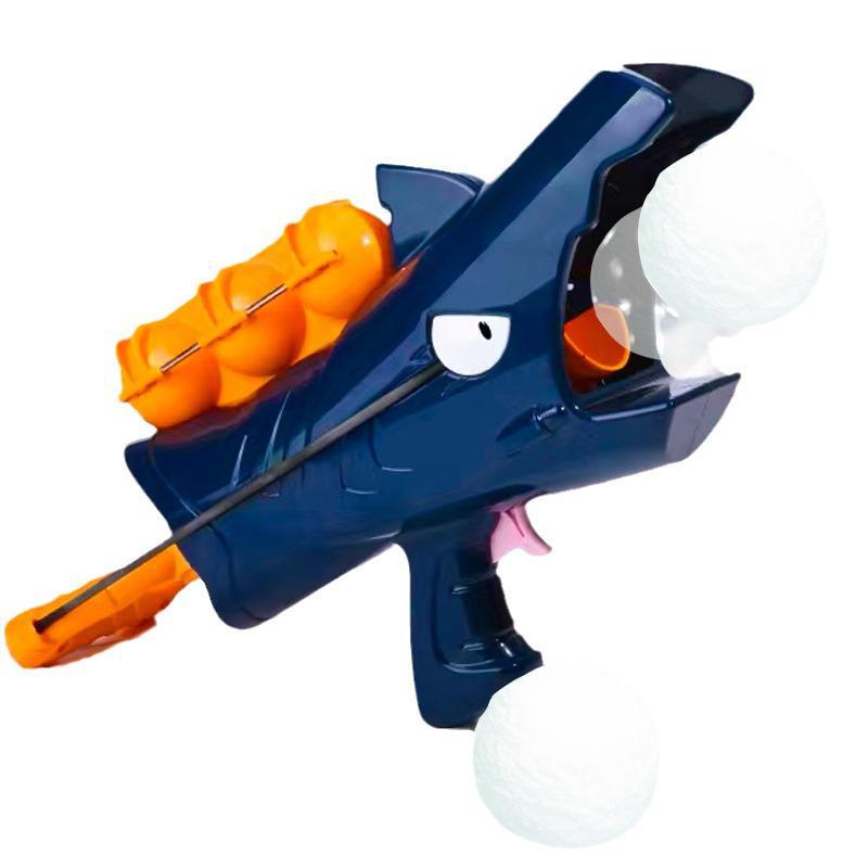 Уличная установка для метания снежков в виде акулы для детской игры в снег