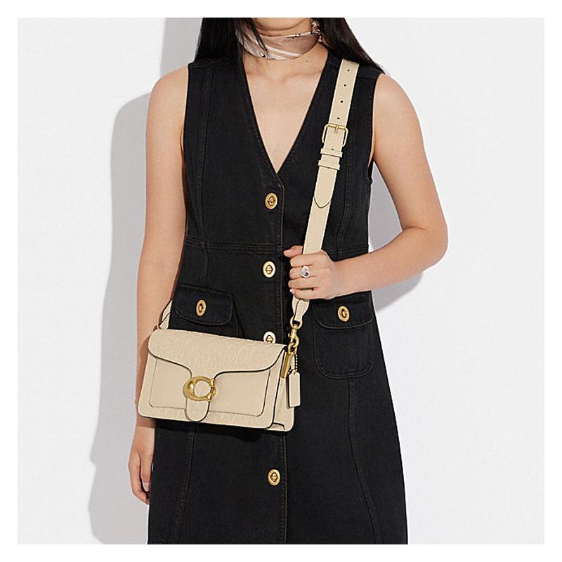 COACH Tabby 26 external slip pocket with buckle closure, cow leather, hand-held shoulder crossbody bag, medium size, women's ivory white