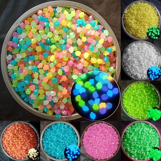 200Pcs Luminous Pebble Beautiful Good Glowing Effect Durable Glow In Dark Rhombus Artificial Stone