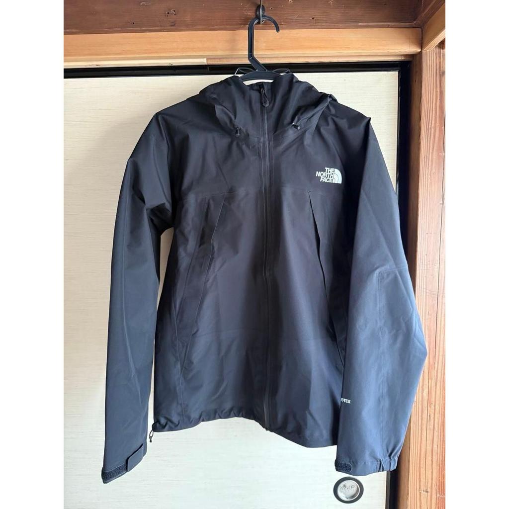 Б/у Горная парка THE NORTH FACE GORE-TEX Черная THE NORTH FACE, оптимальна для г.. Фудзи.