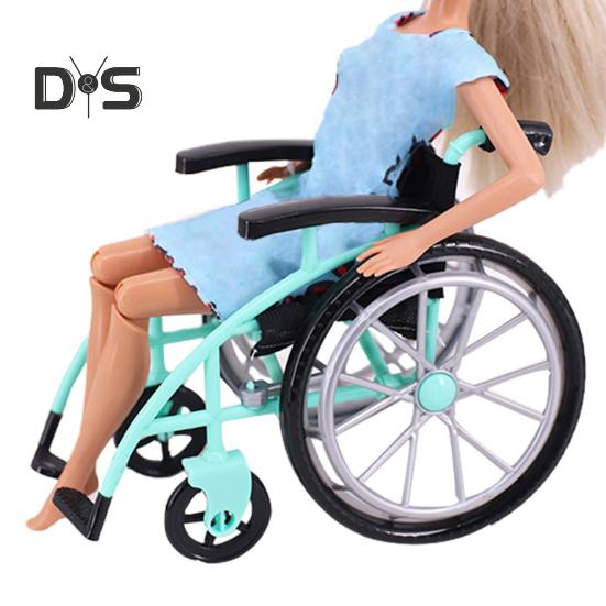 Мини-игрушка в виде инвалидной коляски для кукольного домика Миниатюрная модель с костылями Украшение дома DIY Поделки Песочный столик Аксессуары Игрушки для инвалидной коляски Мини-костыли