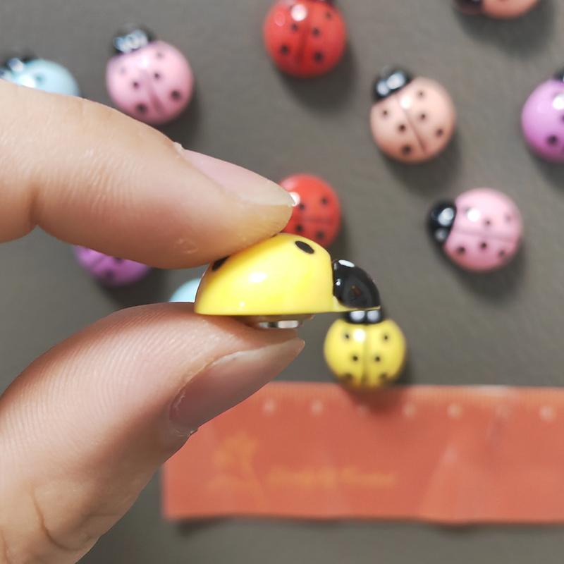 10 шт. разноцветных магнитов на холодильник с божьей коровкой, домашний декор, креативные магнитные наклейки с надписями, магнитные украшения