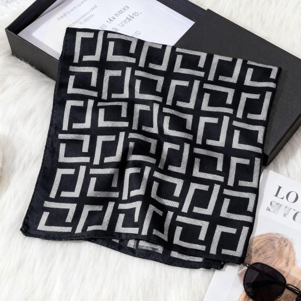 Korean version of solid color big red small square scarf women's plain color spring and autumn warm silk scarf versatile professional scarf decorative