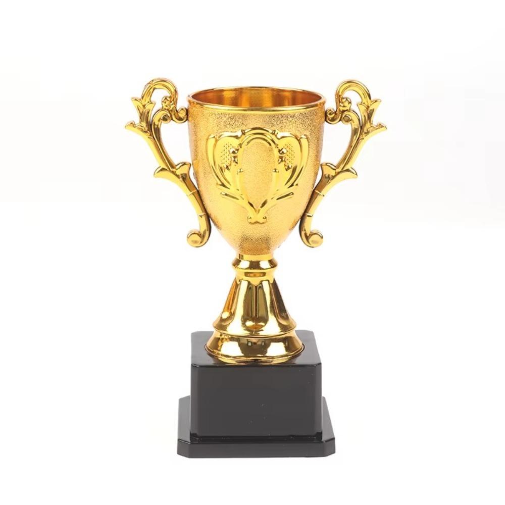 Пластиковая модель Маленький призовой кубок Детская награда победителя Игрушка Детская награда Приз