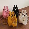 2025 New Spring and Summer Women's Bucket Bag Versatile Classic Vegetable Basket Premium Texture Niche Women's Bag Handbag Bag