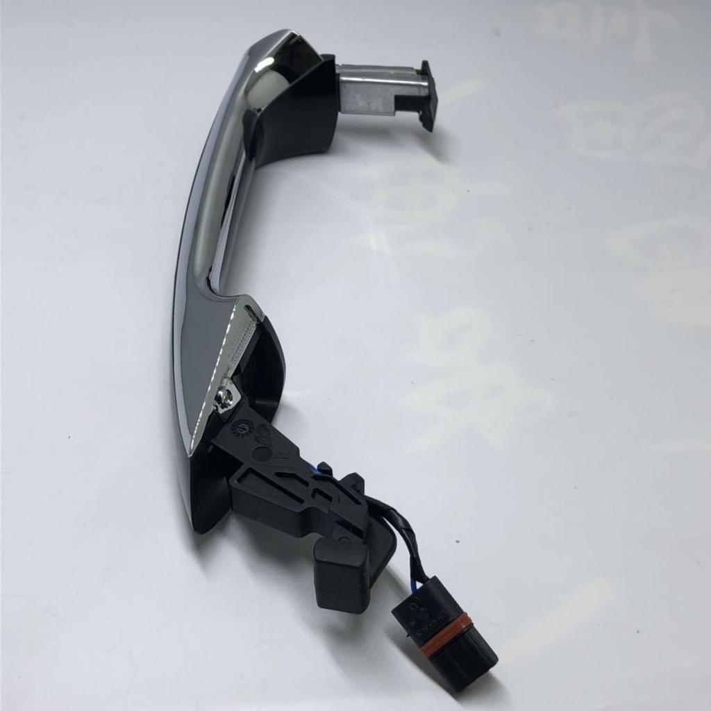 Задняя правая дверная ручка для Mercedes-Benz W211 (2217601070)