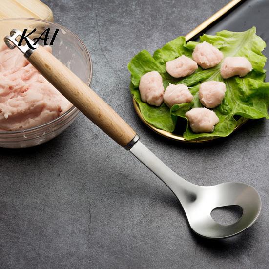 Nonstick Meatball Scoop Spoon Maker Tool, Stainless Steel Non-stick Scoop, Kitchen Tools for Cooking Long Wooden Handle Shaping Gadget