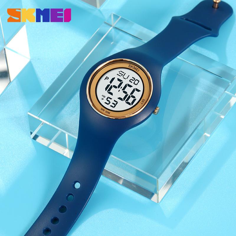 Момент красоты мальчики и девочки спортивные плавание передовые водонепроницаемые электронные часы конфетного цвета простые электронные часы