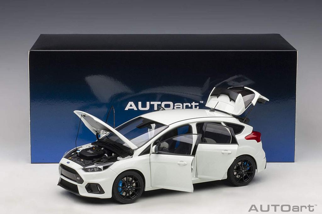 AUTOart Scale Ford Focus RS White Finished Product 1/18