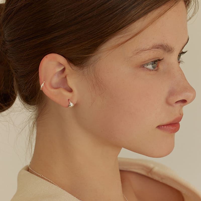 Lewe drop curve fit earring