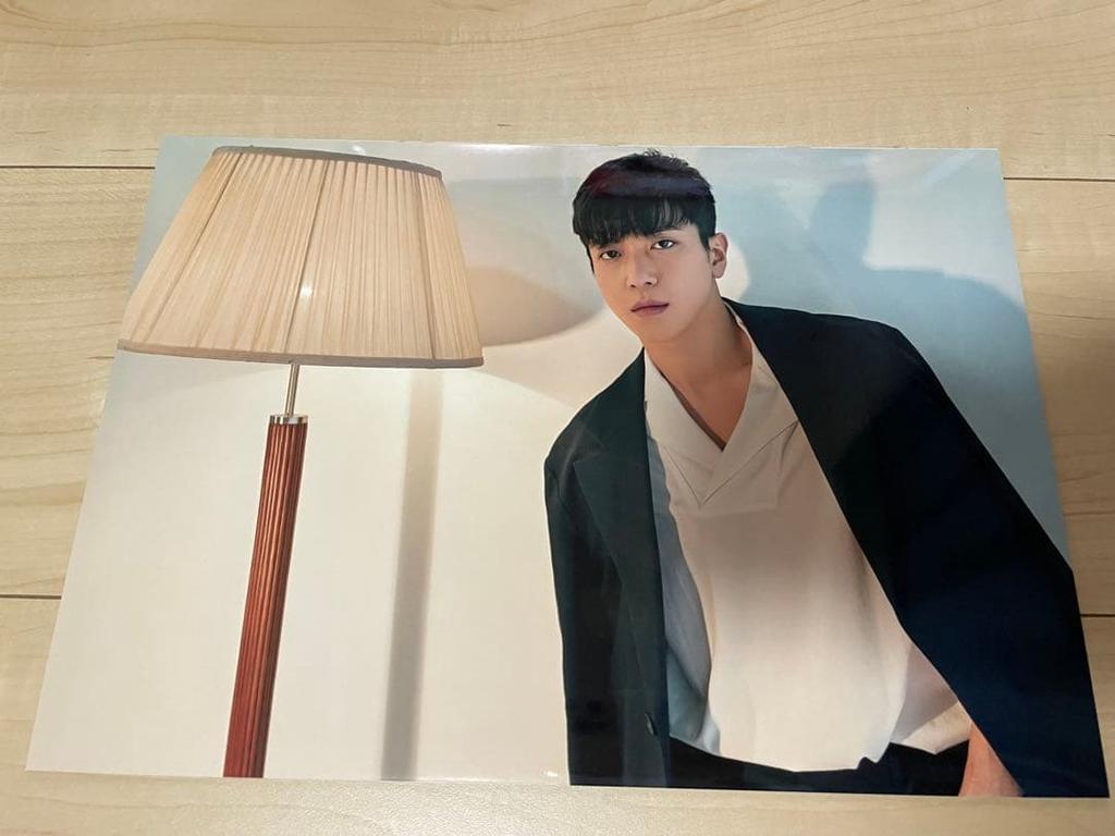 [USED] CNBLUE Yonghwa Photo Exhibition: 4 Colors Limited Edition Photos
