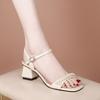 2024 Новые летние туфли, модные женские босоножки на высоком каблуке 6 см, римские босоножки с жемчужным квадратным каблуком, элегантные женские туфли-лодочки